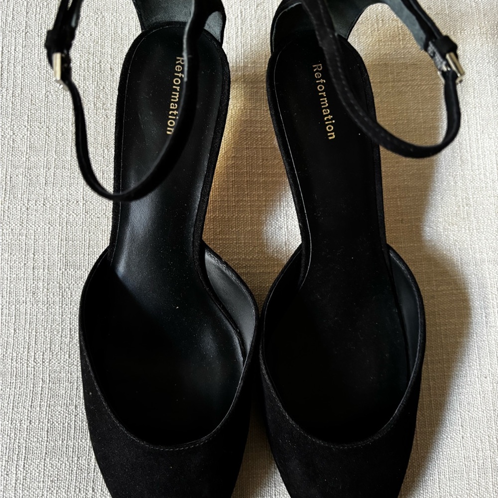 Reformation Kitten Heel Shoes w Ankle Strap Black 39.5 Closed Toe